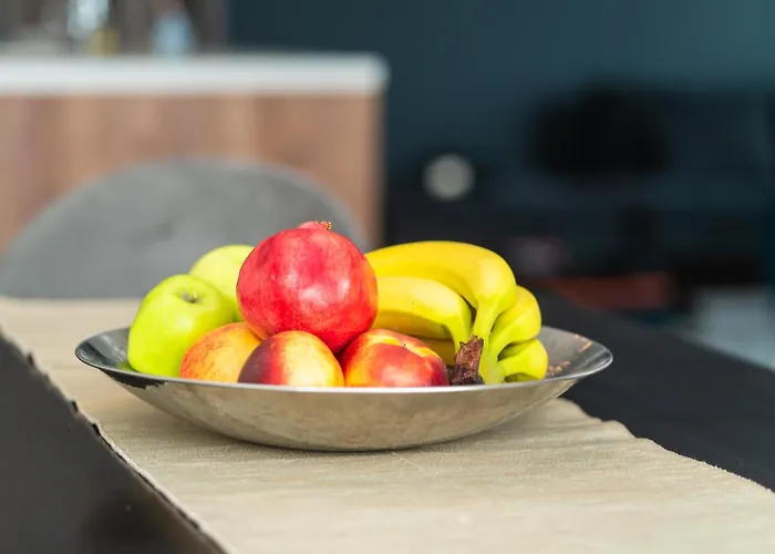 Vertigo Modern 2-bedroom With Parking & Vitosha View Apartment Sofia