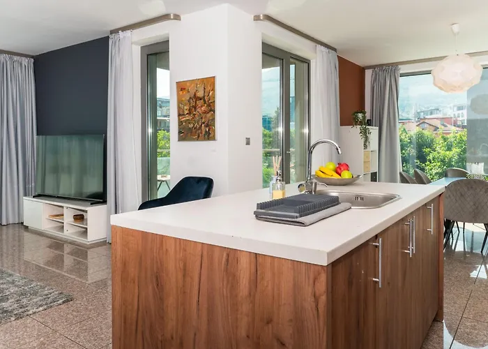 Vertigo Modern 2-bedroom With Parking & Vitosha View