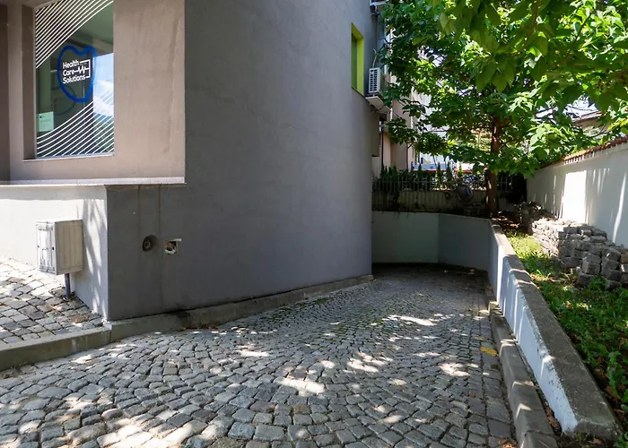 Vertigo Modern 2-bedroom With Parking & Vitosha View Apartment *